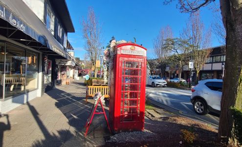 Dundarave Barber Shop 2449 Marine Dr, West Vancouver British Columbia V7V 1L3