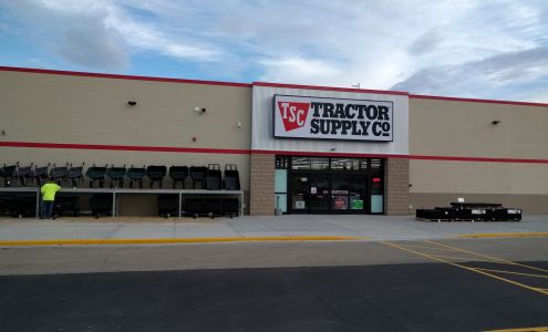 Tractor Supply Stoughton