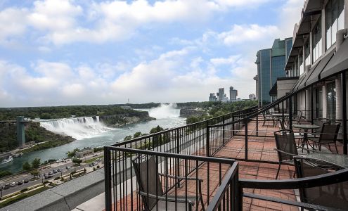 Crowne Plaza Niagara Falls-Fallsview, an IHG Hotel