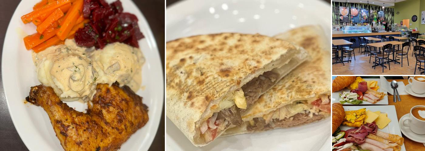 Cafe Bistro Au Moment Present