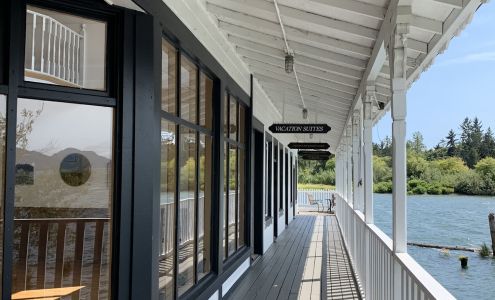 Viewpoint Landing Skamokawa