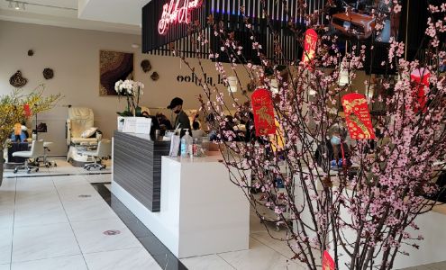 Blush Hour Nails & Spa