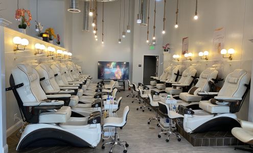Organic Nail Bar