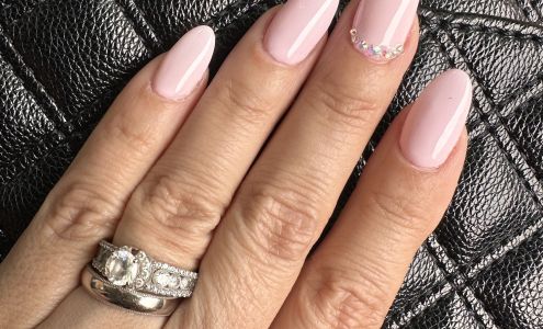 Sister Sister Nail Spa & Beauty Salon