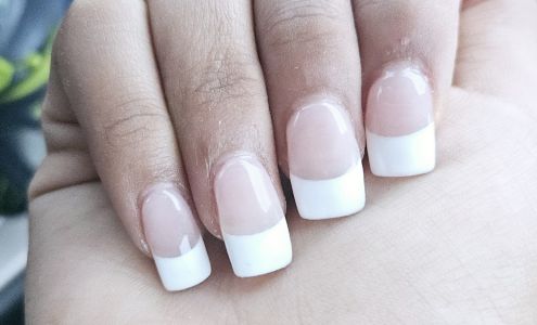 Love Nails 513 W Ehringhaus St ste g, Elizabeth City North Carolina 27909