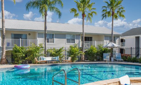 Royal Breeze Apartments