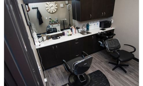 Salon Plaza of Pompano Beach