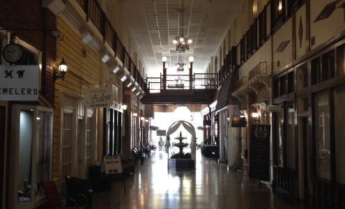 Polished Hair Boutique