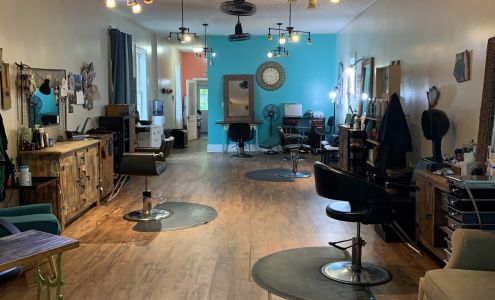 Macc & Co Hair and Nail Salon