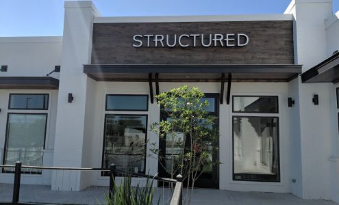 Structured: A Hair Studio