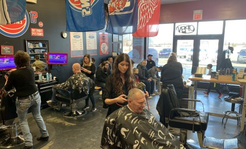 JR's All Star Haircuts For Men