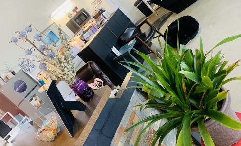 Annie Kathryn Hair + Bridal Studio 300 S Bridge St, Grand Ledge Michigan 48837