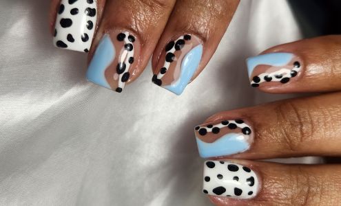 Wendy's Silhouette Nails Salon