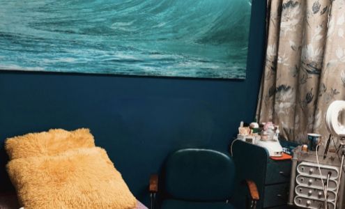 7 seas salon and spa 205 08 Hillside Ave., Hollis New York 11423