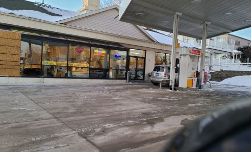 Shell Fontana-on-Geneva Lake