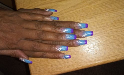 Modern Hair & Nails