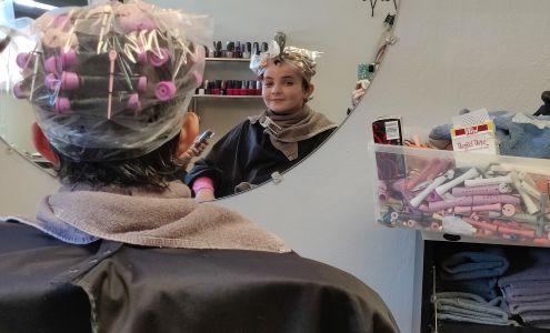 Heads Up Hair Designs