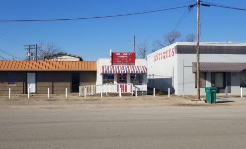 Charles' & Darlene's Barber & Style