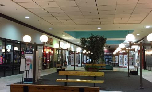 University Mall Shopping Center