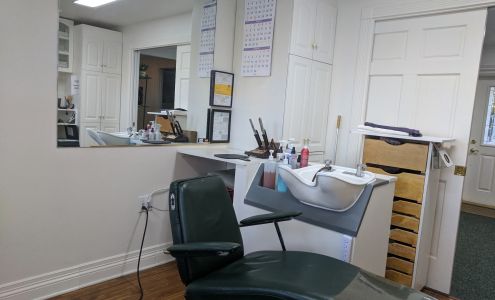 Cathy Lee Salon Enterprises