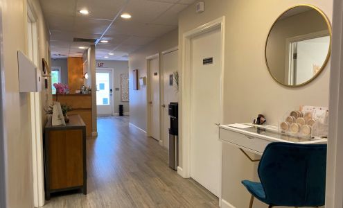 RSMD Medical Aesthetics (by Rebecca Small MD)