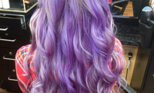 Hairstylist Sarah Rose