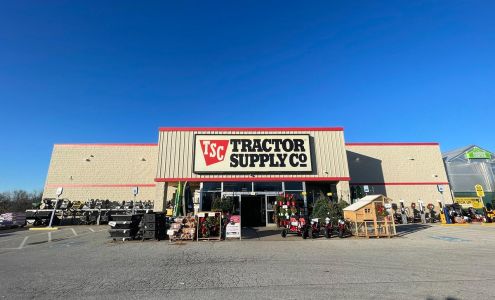 Tractor Supply Parkesburg