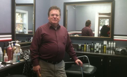 Wiseman's Mane Place 205 N Main St, Payson Illinois 62360