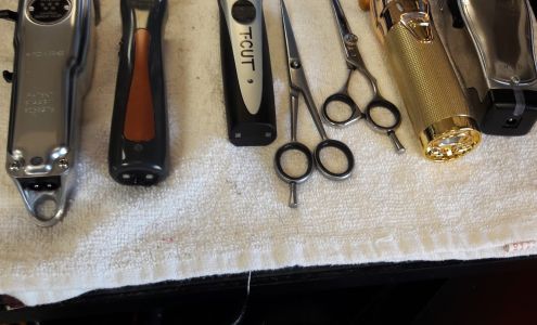 Delia's Barber Shop 2409 Parke St, Lake Station Indiana 46405