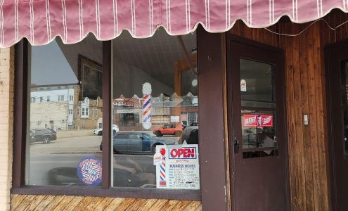 Little Clipper 1060 Central Ave, Dubuque Iowa 52001