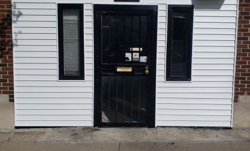 Jus Us Kutt'n Barber Shop