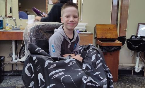 Manglona's Barber Shop