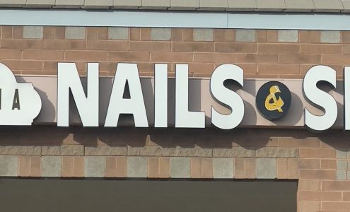 Vina Nails & Spa at Tatum Phoenix