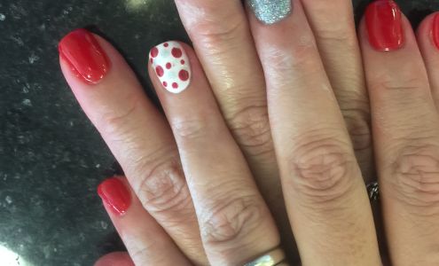 Perryhall nails . Spa