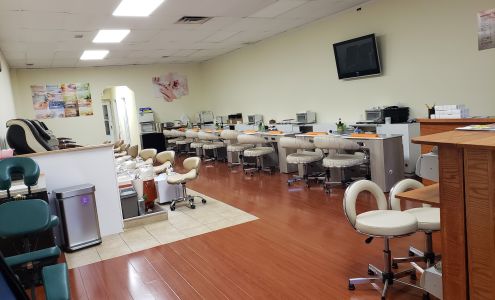 Jin's Nails & Spa 517 Larkfield Rd suite f, East Northport New York 11731