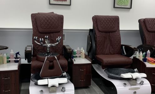 Davī nails, Inside Choctaw Wal-Mart