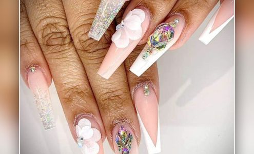Nails & Lash