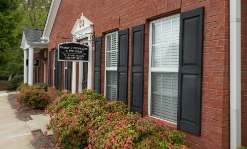 Family Chiropractic and Wellness, Dr. Kristie Pszczola