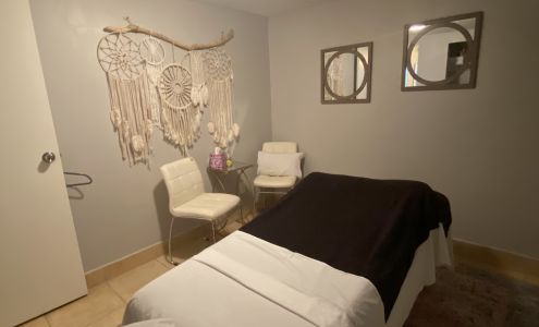 LizWell Massage Therapy