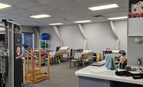 Select Physical Therapy - Indy - East