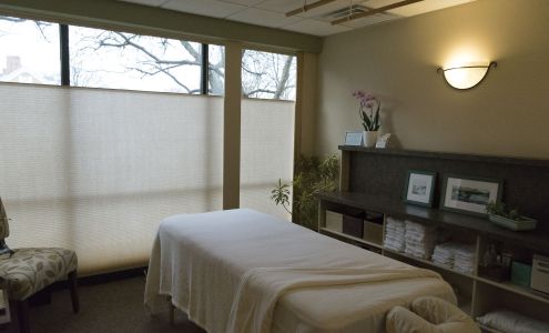 Delynn VanAtta Massage Studio