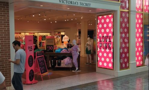 Victoria's Secret & PINK by Victoria's Secret