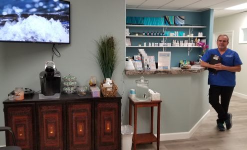 Dr. William Lionberger, DC 550 W Vista Way #104, Vista California 92083