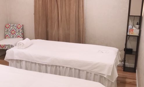 Charming Spa 3 Sanborn Rd #6, Londonderry New Hampshire 03053