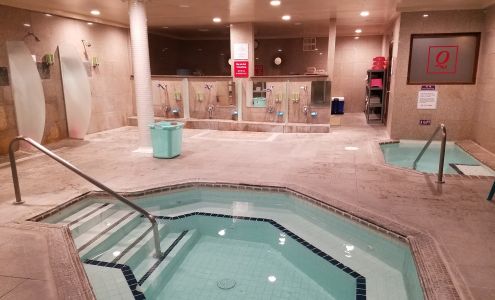 QUEEN SPA(woman sauna) 9858 Garden Grove Blvd, Garden Grove California 92844