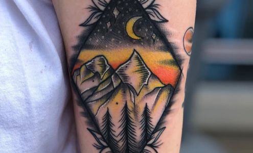 The Ink Sling Studio 2509 Industrial Dr, Jefferson City Missouri 65109