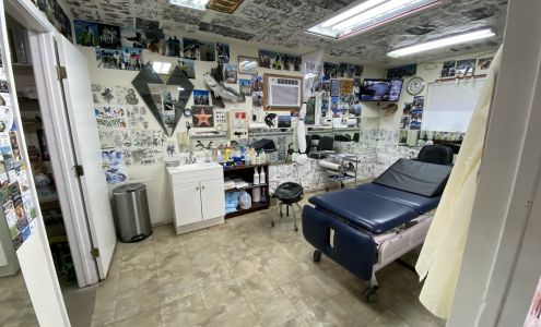 Black Diamond Tattoos 2210 mile 9.5 N 493, Donna Texas 78537