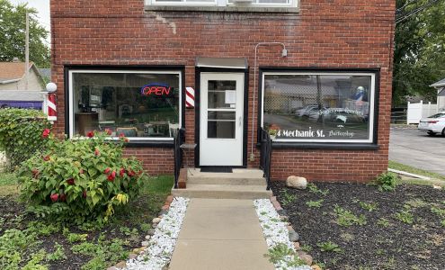 gentlemens quarters barber shop 114 Mechanic St, Waterville Ohio 43566
