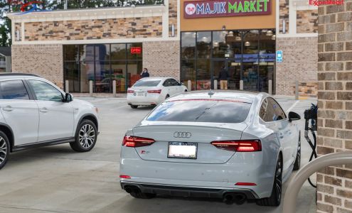 Exxon BUDDY'S Food Mart