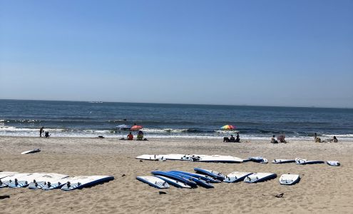 Locals Surf School Arverne